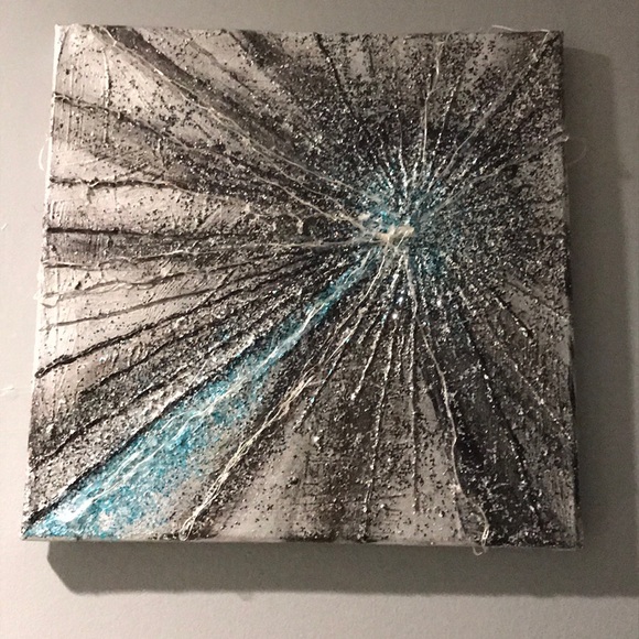 3 in 2 pictures. Larger 16x16 becomes a light constellation-like photo when lit! - Picture 2 of 3